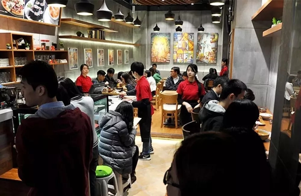 【餐饮运营】餐饮行业的十大超级引流术！